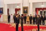 Presiden Joko Widodo lantik Tonny Harjono sebagai KSAU di Istana Negara