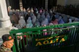 Jamaah Masjid Aolia Gunungkidul menggelar shalat Id lebih awal