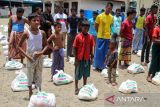 Paket Lebaran untuk pengungsi Rohingya