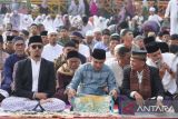 Ribuan warga ikuti Shalat Idul Fitri di Lapangan Kantin Bukittinggi