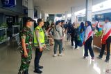 Polres OKU tingkatkan pengamanan di Stasiun Baturaja , penumpang arus mendominasi