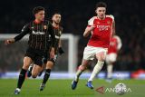 Arsenal kembali ke posisi pertama usai tekuk Wolves 2-0