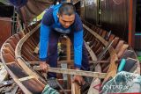 Pembuatan Perahu Tradisional Di Palangka Raya