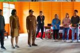 Pj Bupati Murung Raya Hermon cek kesiapan TPS jelang Pemilu