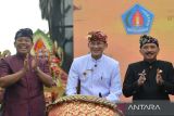 Festival di Klungkung, Bali, beri pengalaman unik wisatawan