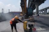 Tol Jakarta-Cikampek Km 38 sedang diperbaiki