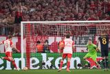 Bayern Muenchen  gagal menang di leg pertama, Harry Kane kecewa
