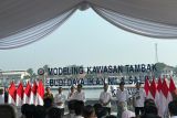 Jokowi meresmikan modeling budi daya ikan nila salin di Karawang, Jabar