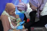 Seratus balita di Jaktim ikut imunisasi