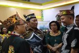 Pemkab Gumas pamerkan batik khasdi Kalteng Expo 2024