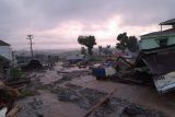 SDN 03 dan rumah warga Galudua, Agam ambruk dihantam Galodo (Video)