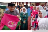 Pemkot Manado serahkan dana tali kasih kepada 241 calon haji
