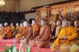 40 Bhikkhu dilepas di TMII menuju Candi Borobudur, Jateng