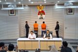 KPK tahan dua orang tersangka baru pada kasus korupsi di PT Amarta Karya