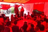 Pemkab Agam-Kemensos berikan trauma healing anak korban banjir lahar dingin