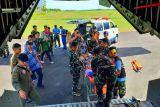 TNI AU evakuasi pasien dari Natuna ke Batam