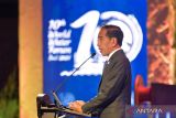 Presiden Joko Widodo memberikan sambutan saat pembukaan World Water Forum ke-10 2024 di Nusa Dua, Bali, Senin (20/5/2024). ANTARA FOTO/Media Center World Water Forum 2024/Maulana Surya/wsj.