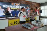 Polres Temanggung tahan dua orang anggota geng bawa senjata tajam