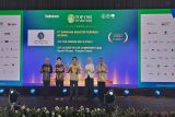 KIT Batang meraih Top CSR Award Bintang 5