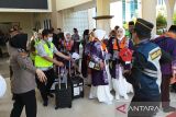 Info Haji 2024 - PPIH Embarkasi Makassar melepas 450 JCH asal Sultra