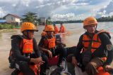 Tim SAR cari korban kapal terbalik di Sungai Katingan
