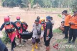 Tim SAR evakuasi korban  tenggelam di Sungai Ogan