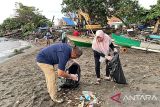 BPJAMSOSTEK Cabang Manado gelar aksi bersih pantai di Hari Lingkungan Hidup