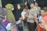 Tega!! Bayi baru lahir dibuang orang tuanya di teras ruko kawasan Lotim
