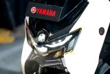 Tampilan depan skutik MAXi Yamaha, NMAX TURBO di Double Tree Hotel by Hilton, Kemayoran, Jakarta, Rabu (12/6/2024). PT Yamaha Indonesia Motor Mfg (YIMM) meluncurkan NMAX 