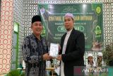 Perkuat pendidikan agama, Wakil Ketua II DPRD Mura sumbang puluhan Al Quran