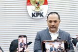 KPK menggeledah tiga rumah terkait dugaan korupsi di PT PGN