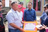 Bupati Lampung Selatan bantu korban kebakaran rumah di Sidomulyo
