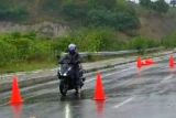 Honda bagikan tips #Cari_aman berkendara musim hujan