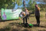 Polres Mabar tanam ribuan pohon jelang HUT Bhayangkara