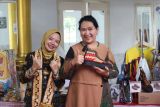 Kakanwil Kemenkumham Lampung luncurkan sepatu kasual Tapis Lampung