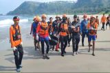 Tim SAR gabungan temukan korban tenggelam di Pantai Rio Lampung Selatan
