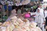 Presiden Jokowi dan Ibu Iriana kunjungi Pasar Sentral Palakka Bone