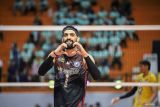 Pevoli putra Palembang Bank Sumsel Armin Afshin Far melakukan selebrasi usai mencetak angka saat melawan tim Jakarta STIN BIN pada pertandingan Final Four PLN Mobile Proliga 2024 di GOR Bung Tomo, Surabaya, Jawa Timur, Kamis (4/7/2024). Palembang Bank Sumsel Babel menang atas Jakarta STIN BIN dengan skor 3-1 (25-19, 20-25, 25-13, dan 25-21). Antara Jatim/Rizal Hanafi/um