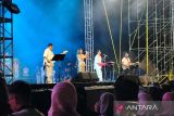 Indra Lesmana dan putrinya Eva Celia tampil di Prambanan Jazz Festival 2024