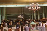 Pura Mangkunegaran kirabkan enam pusaka pada  malam 1 Sura