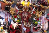 Peserta memperagakan kostum dengan tema warisan budaya pada sesi penilaian Banyuwangi Ethno Carnival (BEC) di Gesibu Blambangan, Banyuwangi, Jawa Timur, Selasa (9/7/2024). Penilaian kostum dengan tema Ndaru Deso Revival of Village yang diikuti 134 model itu, sebagai persiapan BEC yang digelar pada 10-14 Juli 2024 di Gesibu Blambangan. Antara Jatim/Budi Candra Setya/um