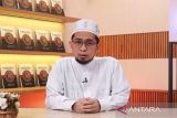 Profil Adi Hidayat yang disebut bakal jadi pengganti Gus Miftah