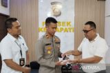 Polisi terima penyerahan senpi dari tokoh pemuda Kertapati