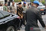 Wapres Ke-6 Try Sutrisno ke rumah duka Hamzah Haz