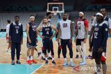 Kyrie Irving absen di sisa musim NBA karena cedera lutut