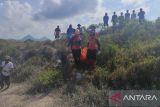 Tim SAR gabungan saat melakukan evakuasi terhadap Saimun pemancing yang diserang buaya di sungai Bukit Layang, Kabupaten Bangka, provinsi Kepulauan Bangka Belitung pada Minggu (28/7/2024). (ANTARA/ HO-Kansar Pangkalpinang)