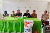 Pemkab Tolitoli serahkan bantuan cadangan pangan ke dua desa di Kecamatan Dondo