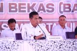 Bareskrim Polri menyiita 1.883 bal pakaian bekas dari tiga negara