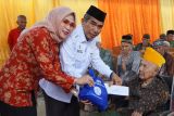 Jelang HUT RI Pemkab OKI gelar peduli veteran, yatim dan lansia