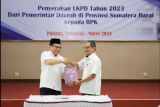 Pemkot Payakumbuh Serahkan LKPD tahun 2023 kepada BPK-RI